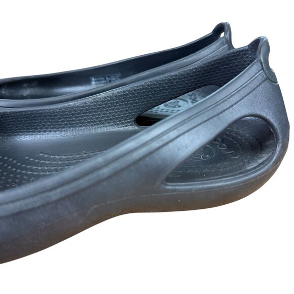 Crocs Kadee Womens Black Rubber Flats Slip On Round Toe Shoes Comfort sz 7 - Picture 9 of 16